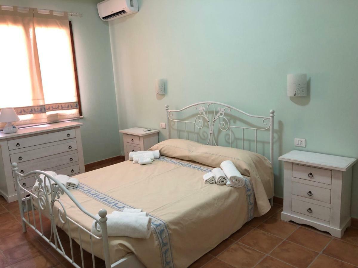 Sa Corti Antiga Apartment SantʼAntìoco Zewnętrze zdjęcie