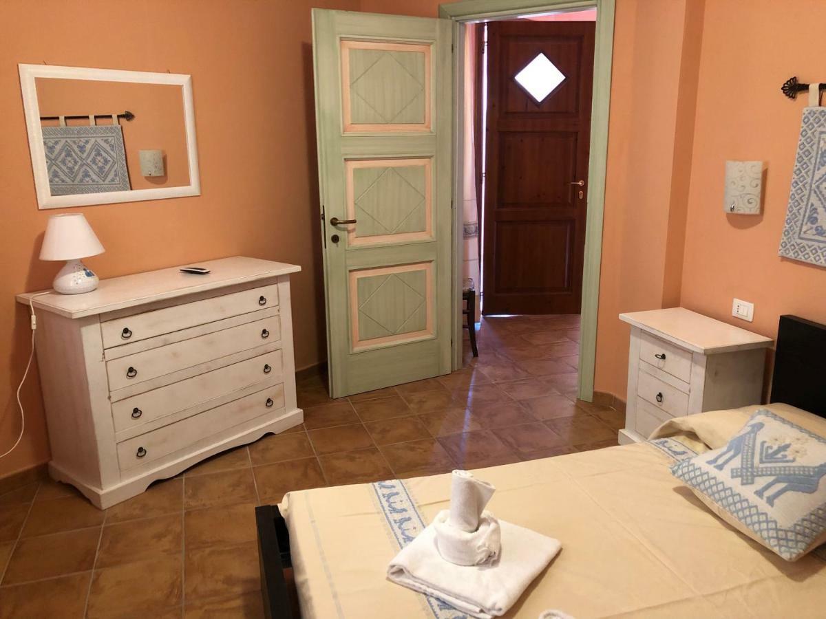 Sa Corti Antiga Apartment SantʼAntìoco Zewnętrze zdjęcie